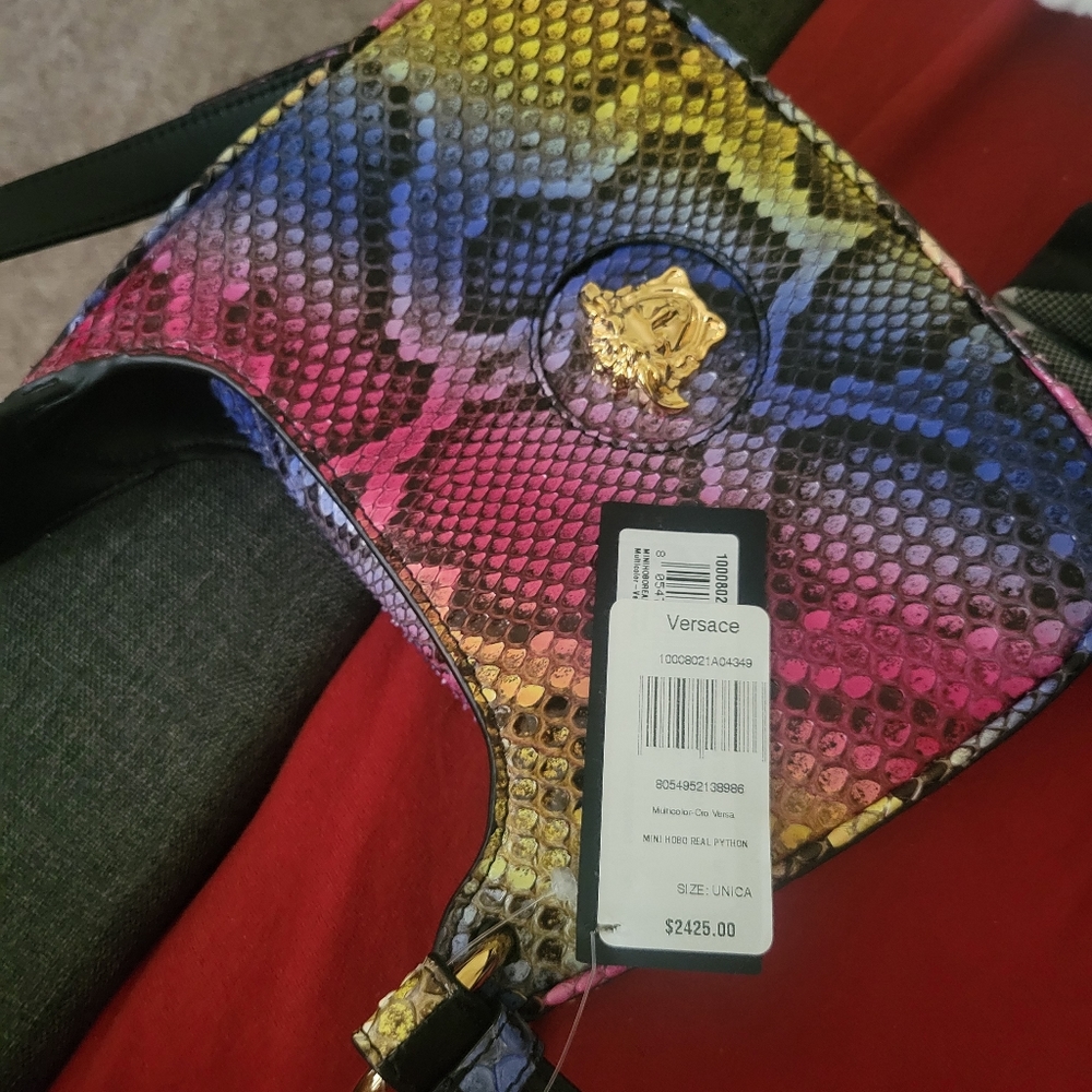 Handbag - Picture 8 of 9